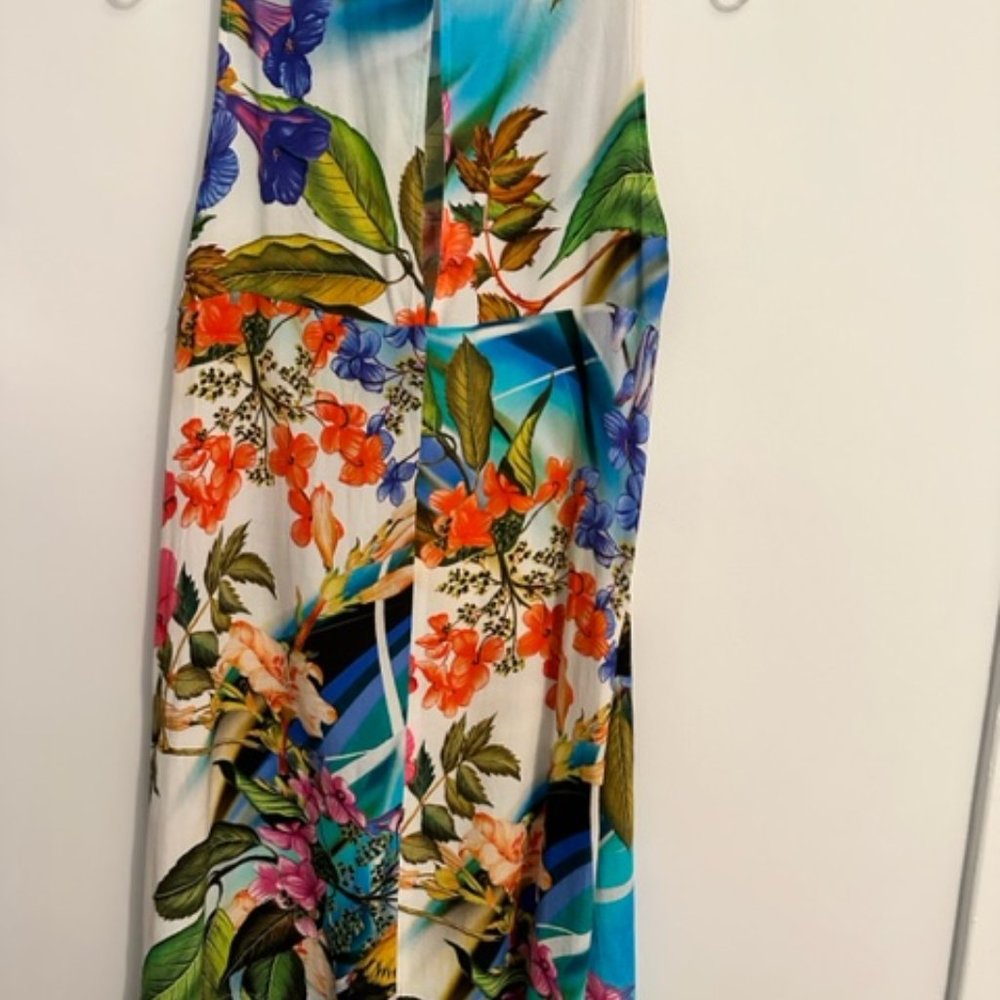 Dress - Picture 2 of 4